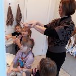 "Boružėlių" grupės vaikučiai noriai mokėsi taisyklingai plauti rankytes